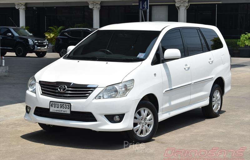 รถตู้มือสอง TOYOTA INNOVA รถปี 2013