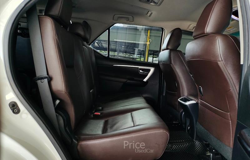 ขายรถ-suv-มือสอง-toyota-โตโยต้า-fortuner-ฟอร์จูนเนอร์-รถปี2018-รหัส84089-8142c112.jpg ขายรถ-suv-มือสอง-toyota-โตโยต้า-fortuner-ฟอร์จูนเนอร์-รถปี2018-รหัส84089-8142c112.jpg