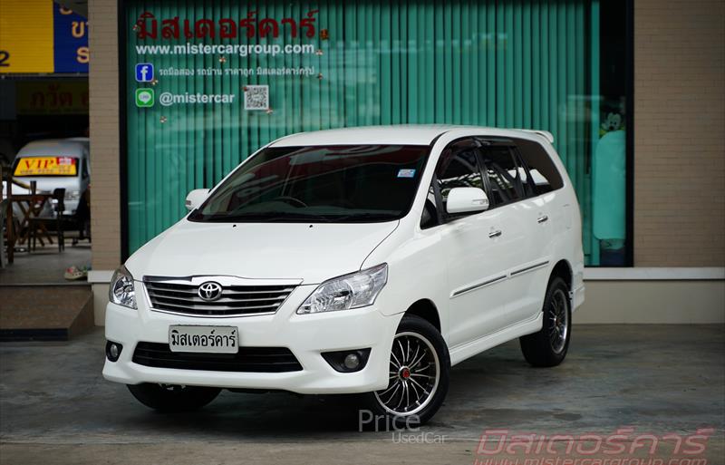 รถตู้มือสอง TOYOTA INNOVA รถปี 2012