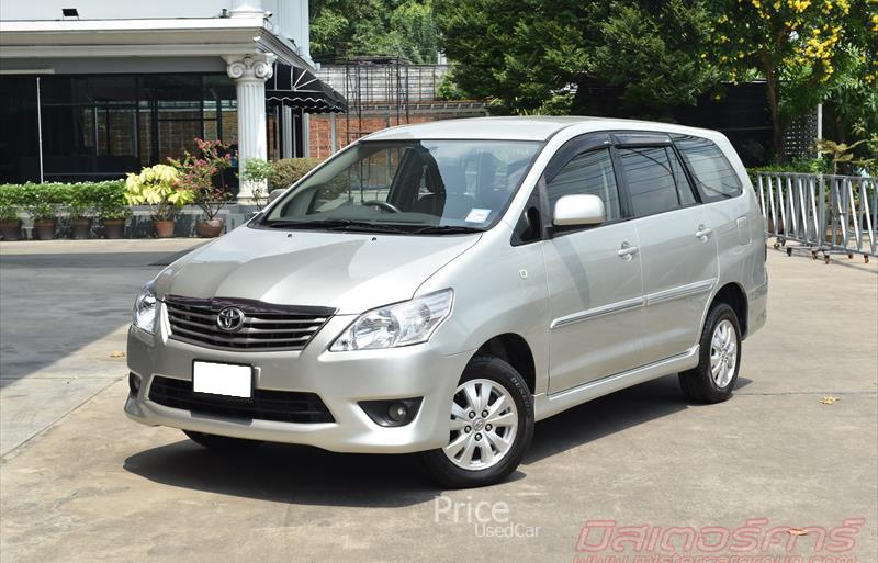 รถตู้มือสอง TOYOTA INNOVA รถปี 2013