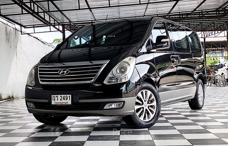 รถตู้มือสอง HYUNDAI H-1 รถปี 2011