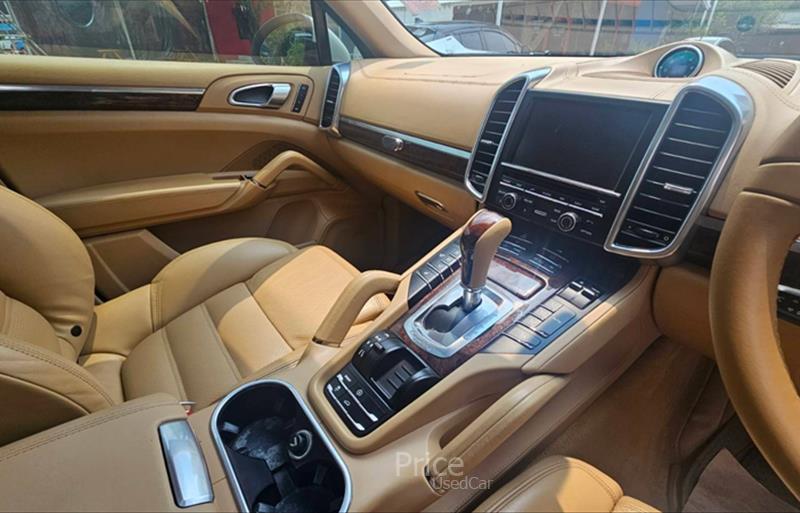 ขายรถ-suv-มือสอง-porsche-ปอร์เช่-cayenne-รถปี2011-รหัส84120-9ff14662.jpg ขายรถ-suv-มือสอง-porsche-ปอร์เช่-cayenne-รถปี2011-รหัส84120-9ff14662.jpg