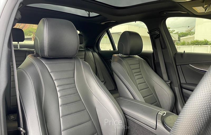 ขายรถเก๋งมือสอง-mercedes-benz-เมอร์เซเดสเบนซ์-e300-อีสามศูนย์ศูนย์-รถปี2021-รหัส84121-ea1dfcdd.jpg ขายรถเก๋งมือสอง-mercedes-benz-เมอร์เซเดสเบนซ์-e300-อีสามศูนย์ศูนย์-รถปี2021-รหัส84121-ea1dfcdd.jpg
