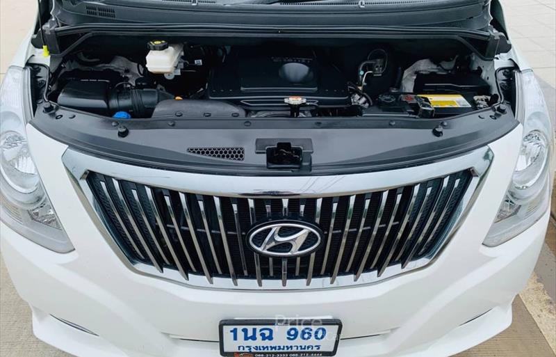 ขายรถตู้มือสอง-hyundai-ฮุนได-h-1-เอชวัน-รถปี2017-รหัส84144-dae62ac4.jpg ขายรถตู้มือสอง-hyundai-ฮุนได-h-1-เอชวัน-รถปี2017-รหัส84144-dae62ac4.jpg