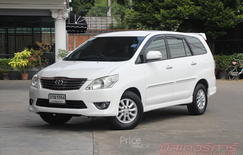 รถตู้มือสอง TOYOTA INNOVA รถปี 2014