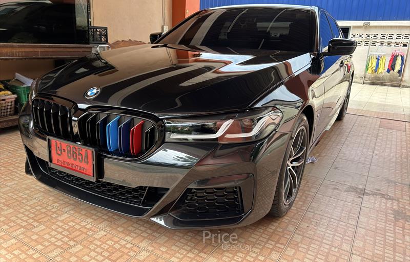 รถเก๋งมือสอง BMW 520d รถปี 2022