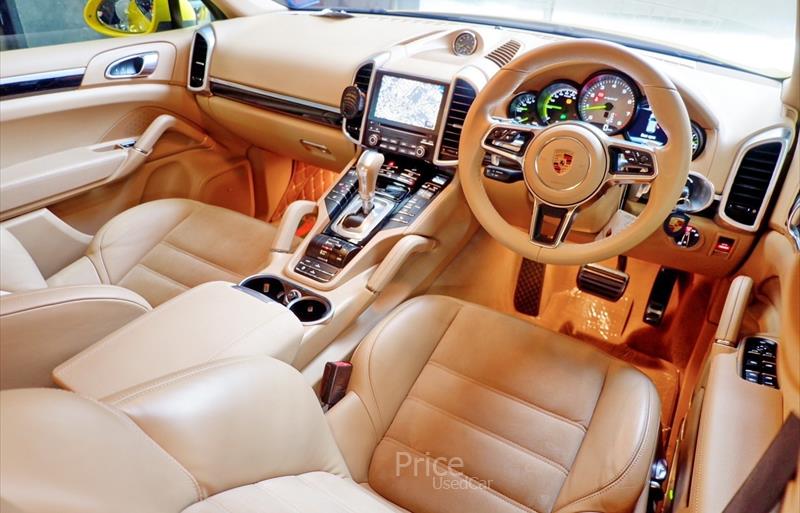 ขายรถ-suv-มือสอง-porsche-ปอร์เช่-cayenne-รถปี2017-รหัส84186-9f205984.jpg ขายรถ-suv-มือสอง-porsche-ปอร์เช่-cayenne-รถปี2017-รหัส84186-9f205984.jpg