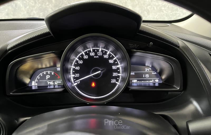 ขายรถเก๋งมือสอง-mazda-มาสด้า-2-สอง-รถปี2020-รหัส84197-39ca9ef1.jpg ขายรถเก๋งมือสอง-mazda-มาสด้า-2-สอง-รถปี2020-รหัส84197-39ca9ef1.jpg