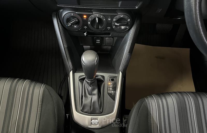 ขายรถเก๋งมือสอง-mazda-มาสด้า-2-สอง-รถปี2020-รหัส84197-543a984e.jpg ขายรถเก๋งมือสอง-mazda-มาสด้า-2-สอง-รถปี2020-รหัส84197-543a984e.jpg