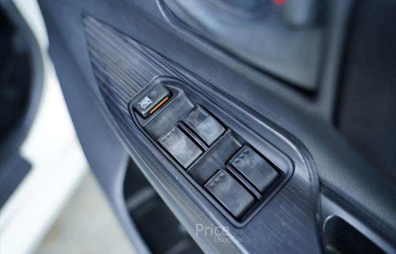ขายรถเก๋งมือสอง-toyota-โตโยต้า-avanza-อแวนซ่า-รถปี2013-รหัส84206-476ce240.jpg ขายรถเก๋งมือสอง-toyota-โตโยต้า-avanza-อแวนซ่า-รถปี2013-รหัส84206-476ce240.jpg