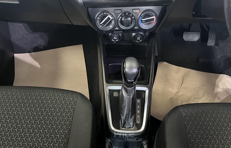 ขายรถเก๋งมือสอง-suzuki-ซูซูกิ-swift-สวิฟ-รถปี2018-รหัส84218-ab94d4dc.jpg ขายรถเก๋งมือสอง-suzuki-ซูซูกิ-swift-สวิฟ-รถปี2018-รหัส84218-ab94d4dc.jpg