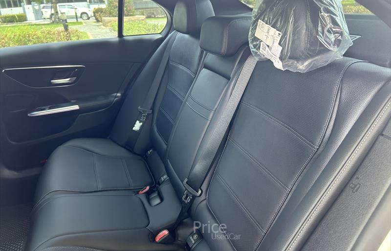 ขายรถเก๋งมือสอง-mercedes-benz-เมอร์เซเดสเบนซ์-c220-รถปี2022-รหัส84221-688405f8.jpg ขายรถเก๋งมือสอง-mercedes-benz-เมอร์เซเดสเบนซ์-c220-รถปี2022-รหัส84221-688405f8.jpg