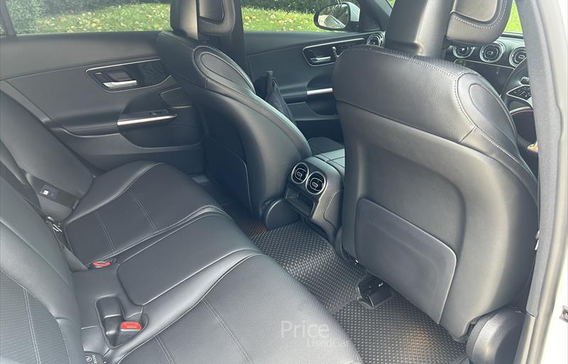 ขายรถเก๋งมือสอง-mercedes-benz-เมอร์เซเดสเบนซ์-c220-รถปี2022-รหัส84221-92e0dd23.jpg ขายรถเก๋งมือสอง-mercedes-benz-เมอร์เซเดสเบนซ์-c220-รถปี2022-รหัส84221-92e0dd23.jpg