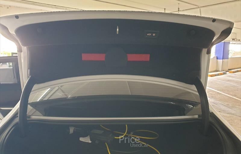 ขายรถเก๋งมือสอง-bmw-บีเอ็มดับบลิว-330e-รถปี2022-รหัส84222-4f609ca3.jpg ขายรถเก๋งมือสอง-bmw-บีเอ็มดับบลิว-330e-รถปี2022-รหัส84222-4f609ca3.jpg