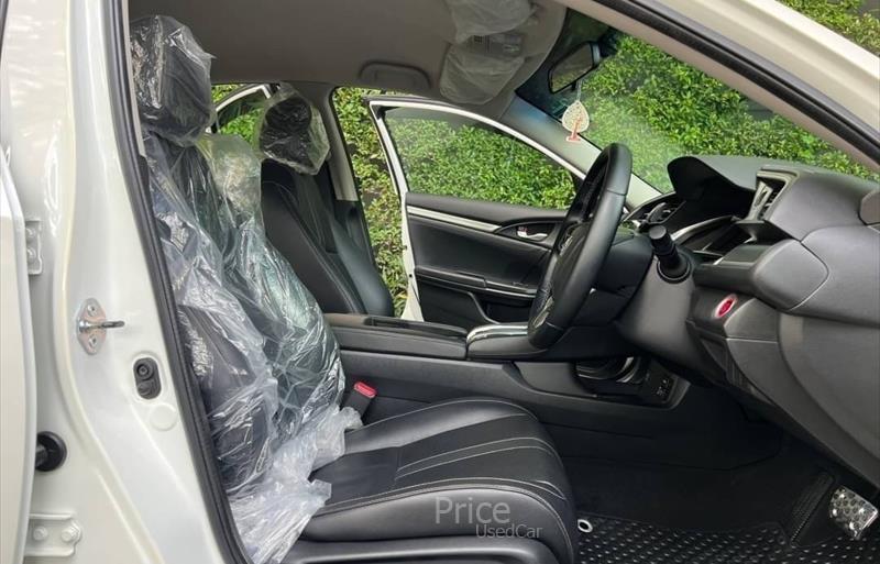 ขายรถเก๋งมือสอง-honda-ฮอนด้า-civic-ซีวิค-รถปี2018-รหัส84229-7b2c5c40.jpg ขายรถเก๋งมือสอง-honda-ฮอนด้า-civic-ซีวิค-รถปี2018-รหัส84229-7b2c5c40.jpg
