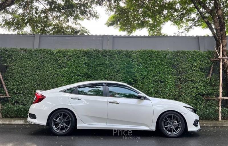 ขายรถเก๋งมือสอง-honda-ฮอนด้า-civic-ซีวิค-รถปี2018-รหัส84229-9359ef12.jpg ขายรถเก๋งมือสอง-honda-ฮอนด้า-civic-ซีวิค-รถปี2018-รหัส84229-9359ef12.jpg