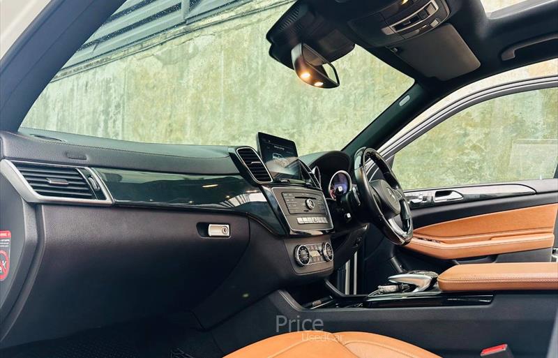 ขายรถเก๋งมือสอง-mercedes-benz-เมอร์เซเดสเบนซ์-gls350-รถปี2016-รหัส84237-aca87f3d.jpg ขายรถเก๋งมือสอง-mercedes-benz-เมอร์เซเดสเบนซ์-gls350-รถปี2016-รหัส84237-aca87f3d.jpg