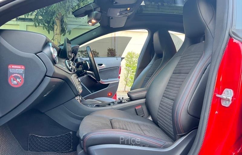 ขายรถเก๋งมือสอง-mercedes-benz-เมอร์เซเดสเบนซ์-cla250-amg-ซีแอลเอสองห้าศูนย์-เอเอ็มจี-รถปี2017-รหัส84238-377b3c2a.jpg ขายรถเก๋งมือสอง-mercedes-benz-เมอร์เซเดสเบนซ์-cla250-amg-ซีแอลเอสองห้าศูนย์-เอเอ็มจี-รถปี2017-รหัส84238-377b3c2a.jpg