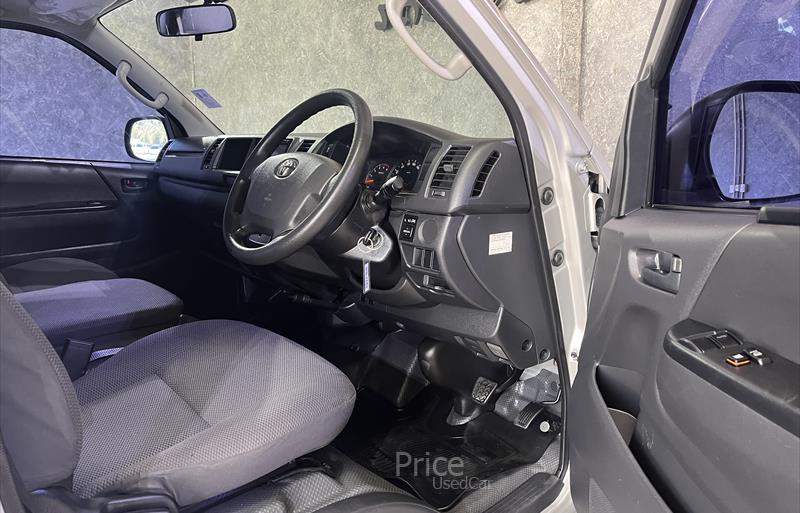 ขายรถตู้มือสอง-toyota-โตโยต้า-commuter-คอมมิวเตอร์-รถปี2019-รหัส84242-028717d8.jpg ขายรถตู้มือสอง-toyota-โตโยต้า-commuter-คอมมิวเตอร์-รถปี2019-รหัส84242-028717d8.jpg