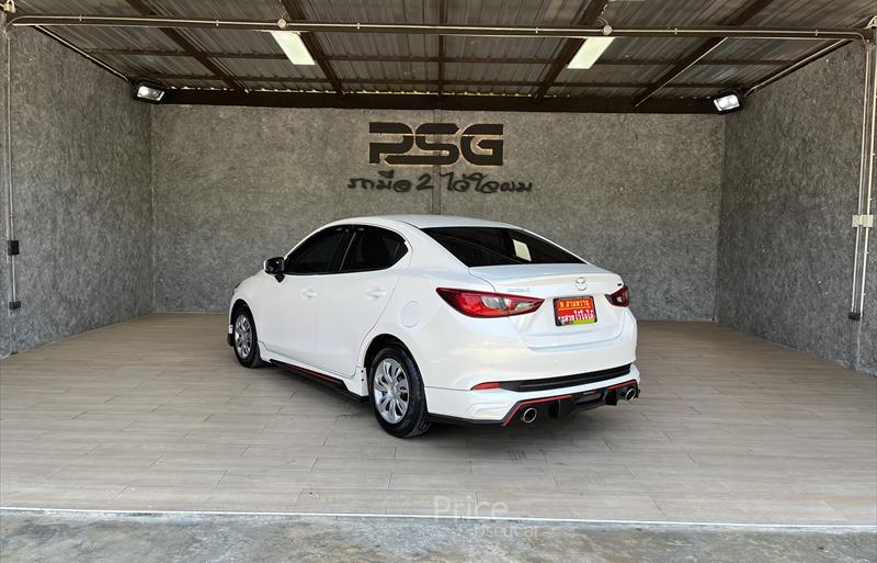 ขายรถเก๋งมือสอง-mazda-มาสด้า-2-สอง-รถปี2020-รหัส84253-cb1b647a.jpg ขายรถเก๋งมือสอง-mazda-มาสด้า-2-สอง-รถปี2020-รหัส84253-cb1b647a.jpg