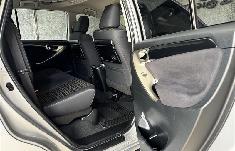 ขายรถตู้มือสอง-toyota-โตโยต้า-innova-อินโนวา-รถปี2018-รหัส84270-4fa17930.jpg ขายรถตู้มือสอง-toyota-โตโยต้า-innova-อินโนวา-รถปี2018-รหัส84270-4fa17930.jpg