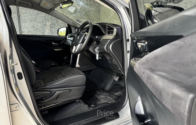 ขายรถตู้มือสอง-toyota-โตโยต้า-innova-อินโนวา-รถปี2018-รหัส84270-9e746dd3.jpg ขายรถตู้มือสอง-toyota-โตโยต้า-innova-อินโนวา-รถปี2018-รหัส84270-9e746dd3.jpg