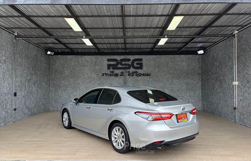 ขายรถเก๋งมือสอง-toyota-โตโยต้า-camry-คัมรี่-รถปี2020-รหัส84277-23811715.jpg ขายรถเก๋งมือสอง-toyota-โตโยต้า-camry-คัมรี่-รถปี2020-รหัส84277-23811715.jpg