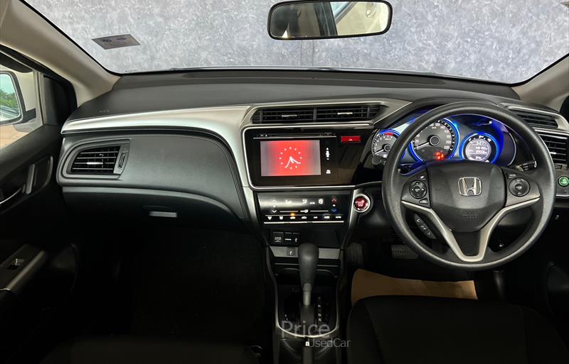 ขายรถเก๋งมือสอง-honda-ฮอนด้า-city-ซิตี้-รถปี2014-รหัส84282-95f7ae56.jpg ขายรถเก๋งมือสอง-honda-ฮอนด้า-city-ซิตี้-รถปี2014-รหัส84282-95f7ae56.jpg