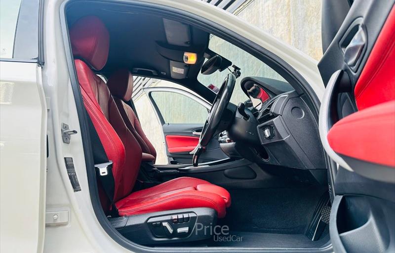 ขายรถเก๋งมือสอง-bmw-บีเอ็มดับบลิว-118i-รถปี2018-รหัส84294-9813aca2.jpg ขายรถเก๋งมือสอง-bmw-บีเอ็มดับบลิว-118i-รถปี2018-รหัส84294-9813aca2.jpg