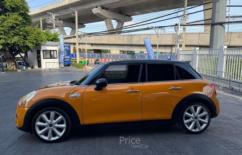 ขายรถเก๋งมือสอง mini cooper รถปี2016 รหัส 84308-รูปที่9 ขายรถเก๋งมือสอง mini cooper รถปี2016 รหัส 84308-รูปที่9