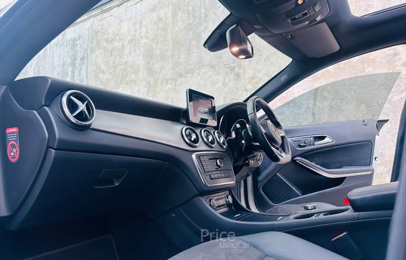 ขายรถเก๋งมือสอง-mercedes-benz-เมอร์เซเดสเบนซ์-cla250-amg-ซีแอลเอสองห้าศูนย์-เอเอ็มจี-รถปี2015-รหัส84317-b00a47d3.jpg ขายรถเก๋งมือสอง-mercedes-benz-เมอร์เซเดสเบนซ์-cla250-amg-ซีแอลเอสองห้าศูนย์-เอเอ็มจี-รถปี2015-รหัส84317-b00a47d3.jpg