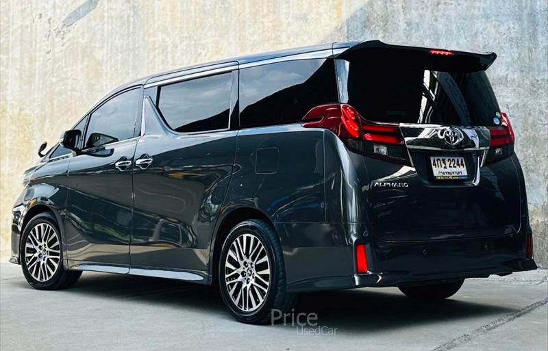 ขายรถตู้มือสอง-toyota-โตโยต้า-alphard-อัลพาร์ด-รถปี2017-รหัส84318-b7209b80.jpg ขายรถตู้มือสอง-toyota-โตโยต้า-alphard-อัลพาร์ด-รถปี2017-รหัส84318-b7209b80.jpg
