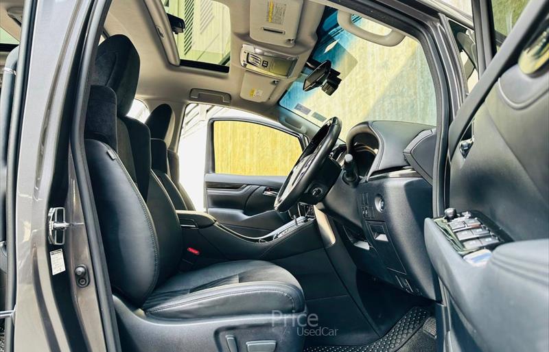 ขายรถตู้มือสอง-toyota-โตโยต้า-alphard-อัลพาร์ด-รถปี2017-รหัส84318-e95e5750.jpg ขายรถตู้มือสอง-toyota-โตโยต้า-alphard-อัลพาร์ด-รถปี2017-รหัส84318-e95e5750.jpg