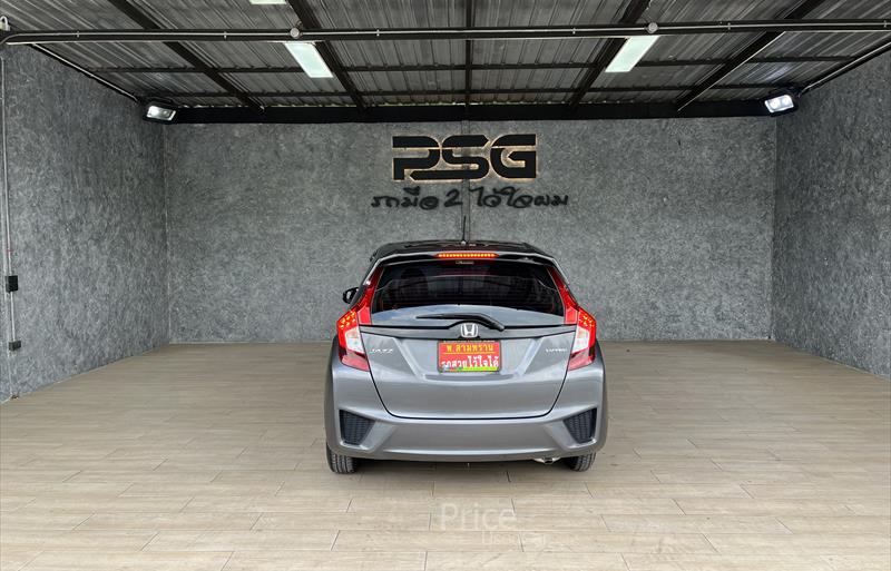 ขายรถเก๋งมือสอง-honda-ฮอนด้า-jazz-แจ๊ส-รถปี2016-รหัส84321-df202d12.jpg ขายรถเก๋งมือสอง-honda-ฮอนด้า-jazz-แจ๊ส-รถปี2016-รหัส84321-df202d12.jpg