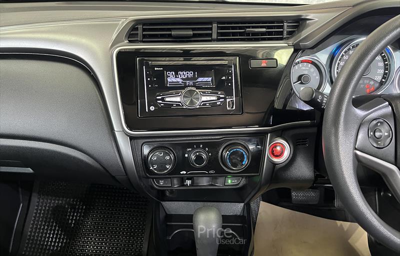 ขายรถเก๋งมือสอง-honda-ฮอนด้า-city-ซิตี้-รถปี2018-รหัส84322-3deac37e.jpg ขายรถเก๋งมือสอง-honda-ฮอนด้า-city-ซิตี้-รถปี2018-รหัส84322-3deac37e.jpg