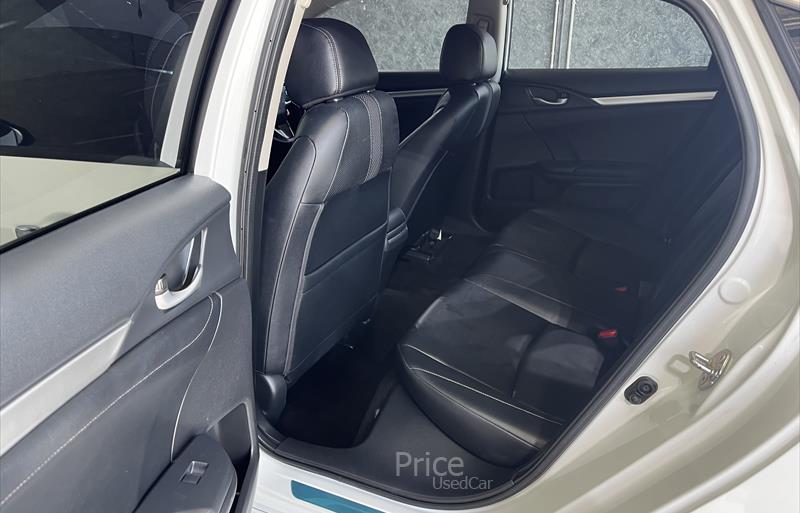 ขายรถเก๋งมือสอง-honda-ฮอนด้า-civic-ซีวิค-รถปี2021-รหัส84327-bcd7508b.jpg ขายรถเก๋งมือสอง-honda-ฮอนด้า-civic-ซีวิค-รถปี2021-รหัส84327-bcd7508b.jpg