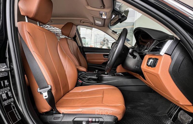 ขายรถเก๋งมือสอง-bmw-บีเอ็มดับบลิว-320d-สามสองศูนย์ดี-รถปี2016-รหัส84360-e02183ef.jpg ขายรถเก๋งมือสอง-bmw-บีเอ็มดับบลิว-320d-สามสองศูนย์ดี-รถปี2016-รหัส84360-e02183ef.jpg
