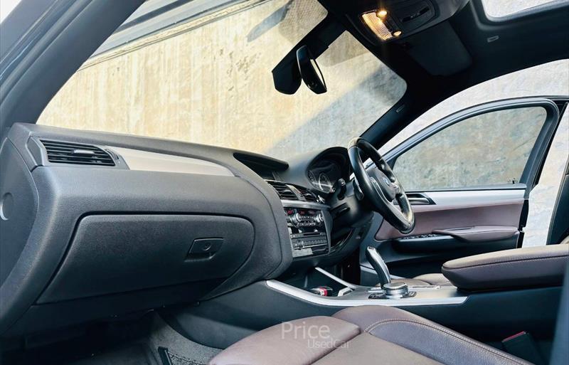 ขายรถ-suv-มือสอง-bmw-บีเอ็มดับบลิว-x4-เอ็กซ์4-รถปี2017-รหัส84370-6d5c4409.jpg ขายรถ-suv-มือสอง-bmw-บีเอ็มดับบลิว-x4-เอ็กซ์4-รถปี2017-รหัส84370-6d5c4409.jpg