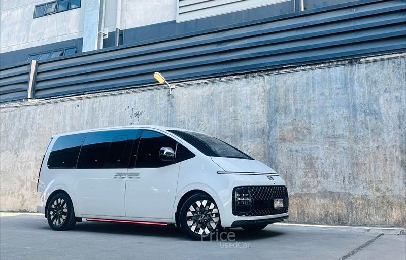 รถตู้มือสอง HYUNDAI GRAND STAREX รถปี 2022