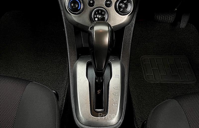 ขายรถเก๋งมือสอง-chevrolet-เชฟโรเลต-sonic-รถปี2013-รหัส84537-3c36c908.jpg ขายรถเก๋งมือสอง-chevrolet-เชฟโรเลต-sonic-รถปี2013-รหัส84537-3c36c908.jpg