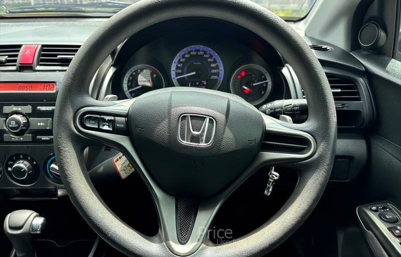 ขายรถเก๋งมือสอง-honda-ฮอนด้า-city-ซิตี้-รถปี2013-รหัส84557-41069a15.jpg ขายรถเก๋งมือสอง-honda-ฮอนด้า-city-ซิตี้-รถปี2013-รหัส84557-41069a15.jpg
