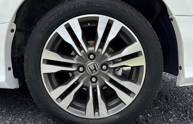 ขายรถเก๋งมือสอง-honda-ฮอนด้า-city-ซิตี้-รถปี2013-รหัส84557-b9fd9a51.jpg ขายรถเก๋งมือสอง-honda-ฮอนด้า-city-ซิตี้-รถปี2013-รหัส84557-b9fd9a51.jpg