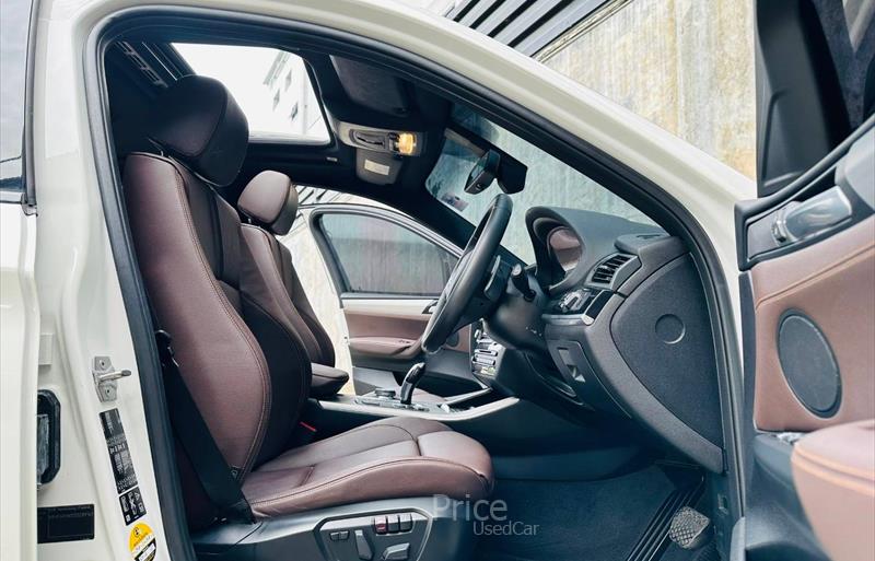 ขายรถ-suv-มือสอง-bmw-บีเอ็มดับบลิว-x4-เอ็กซ์4-รถปี2019-รหัส84569-62ee3f33.jpg ขายรถ-suv-มือสอง-bmw-บีเอ็มดับบลิว-x4-เอ็กซ์4-รถปี2019-รหัส84569-62ee3f33.jpg