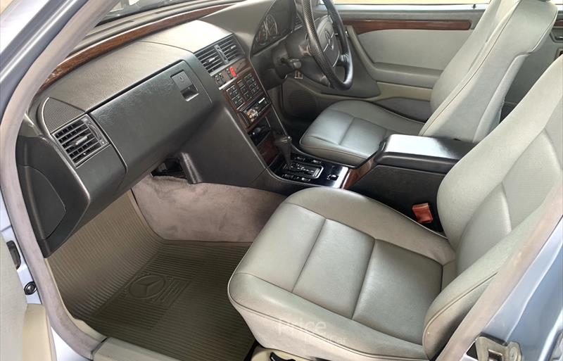 ขายรถเก๋งมือสอง-mercedes-benz-เมอร์เซเดสเบนซ์-c220-รถปี1994-รหัส84588-0cf90c21.jpg ขายรถเก๋งมือสอง-mercedes-benz-เมอร์เซเดสเบนซ์-c220-รถปี1994-รหัส84588-0cf90c21.jpg