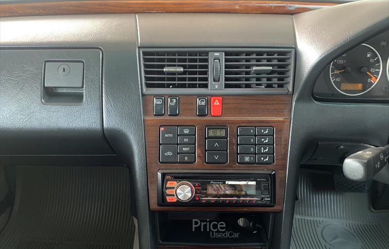 ขายรถเก๋งมือสอง-mercedes-benz-เมอร์เซเดสเบนซ์-c220-รถปี1994-รหัส84588-d4f20552.jpg ขายรถเก๋งมือสอง-mercedes-benz-เมอร์เซเดสเบนซ์-c220-รถปี1994-รหัส84588-d4f20552.jpg
