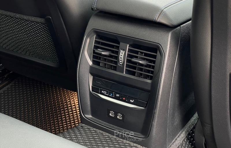 ขายรถเก๋งมือสอง-bmw-บีเอ็มดับบลิว-330e-รถปี2023-รหัส84600-b446d777.jpg ขายรถเก๋งมือสอง-bmw-บีเอ็มดับบลิว-330e-รถปี2023-รหัส84600-b446d777.jpg