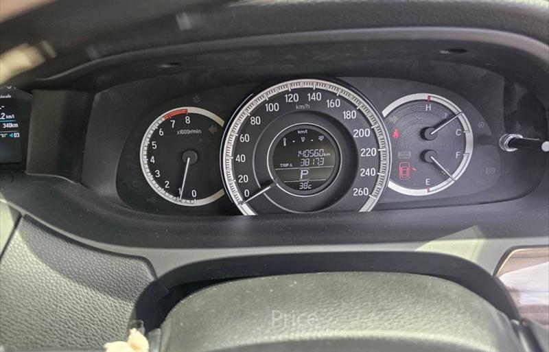 ขายรถเก๋งมือสอง-honda-ฮอนด้า-accord-แอคคอร์ด-รถปี2016-รหัส84611-88771495.jpg ขายรถเก๋งมือสอง-honda-ฮอนด้า-accord-แอคคอร์ด-รถปี2016-รหัส84611-88771495.jpg