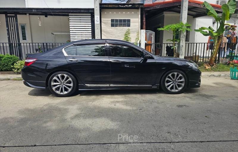 ขายรถเก๋งมือสอง-honda-ฮอนด้า-accord-แอคคอร์ด-รถปี2016-รหัส84611-9367888c.jpg ขายรถเก๋งมือสอง-honda-ฮอนด้า-accord-แอคคอร์ด-รถปี2016-รหัส84611-9367888c.jpg