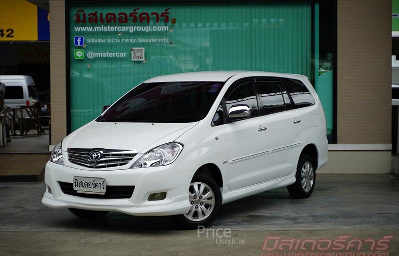 รถตู้มือสอง TOYOTA INNOVA รถปี 2010