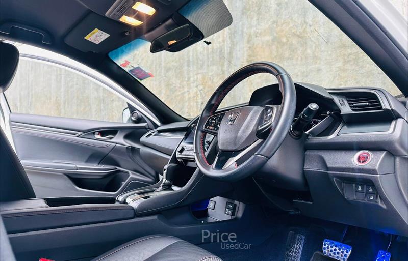 ขายรถเก๋งมือสอง-honda-ฮอนด้า-civic-ซีวิค-รถปี2020-รหัส84669-1382c73f.jpg ขายรถเก๋งมือสอง-honda-ฮอนด้า-civic-ซีวิค-รถปี2020-รหัส84669-1382c73f.jpg